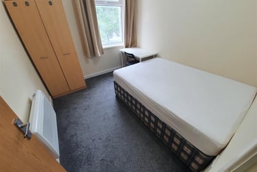 2 bed flat, West Luton Place, Adamstown, Cardiff, CF240EW - Image 4